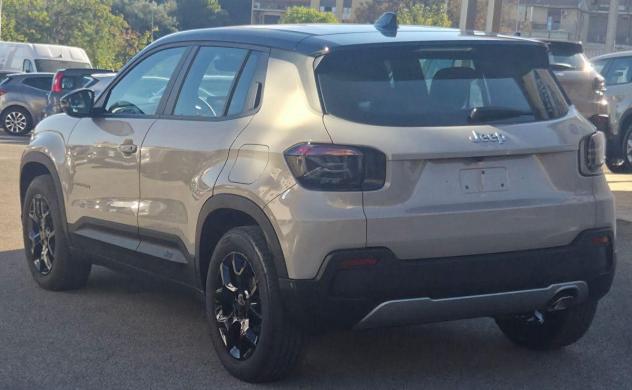 JEEP Avenger 1.2 Turbo 100cv Altitude . 2025 - Foto 5