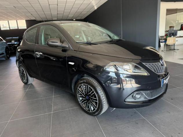 LANCIA Ypsilon 1.0 FireFly 5 porte S&S Hybrid Ecochic Gold rif. 23627652