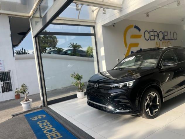 VOLKSWAGEN Tiguan 2.0 TDI 150 CV DSG R-Line Plus da €519,00 mensili rif. 24068274 - Foto 5