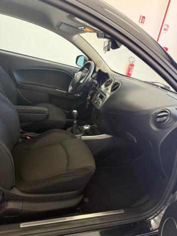 Alfa Romeo MiTo 1.4 105 CV M.air S&S Distinctive Sport Pack - Foto 6