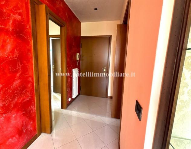 TRILOCALE CON AMPIO TERRAZZO, BOX E CANTINA – BERGAMO - Foto 19