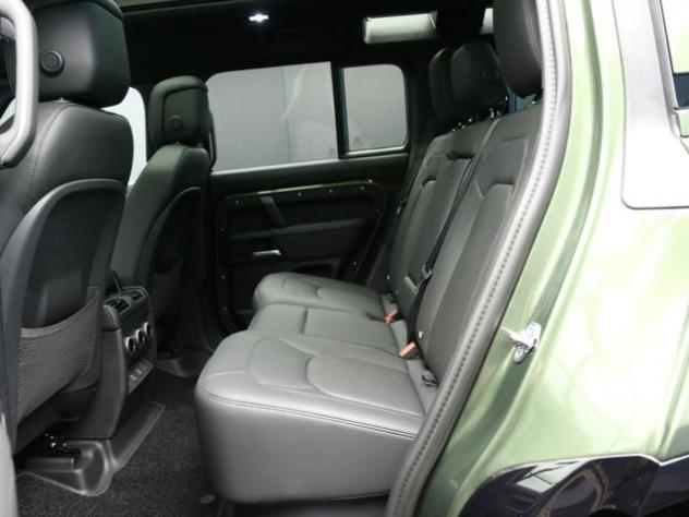 LAND ROVER Defender 110 3.0D I6 250 CV AWD Auto X-Dynamic HSE rif. 23996327 - Foto 8