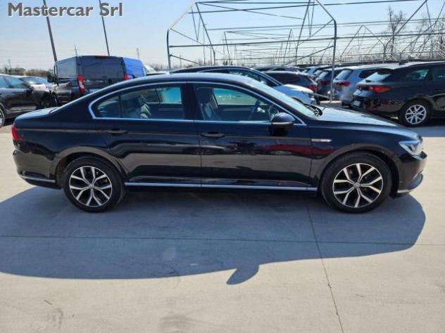 VOLKSWAGEN Passat Berlina 2.0 tdi Executive 4motion 190cv dsg FS097D rif. 24012942 - Foto 8