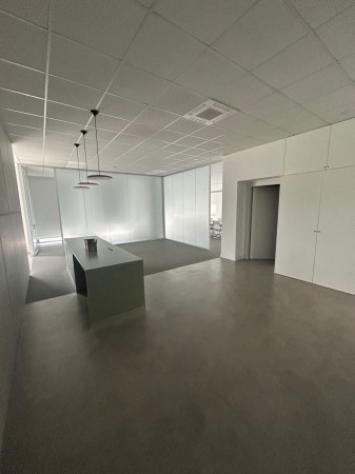 Immobile di 505 m² con 3 locali in affitto a Ponte San Nicolò - Foto 3