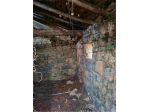 2239/2025 4 BG - Fabbricato rurale con stalla e fienile + terreni agricoli  &hellip;