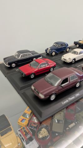 Lotto modellini Lancia Norev 1/43 basetta + nome - Foto 3