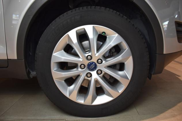 Ford Kuga 2.0 TDCi 136 CV 4WD Titanium DPF - Foto 6