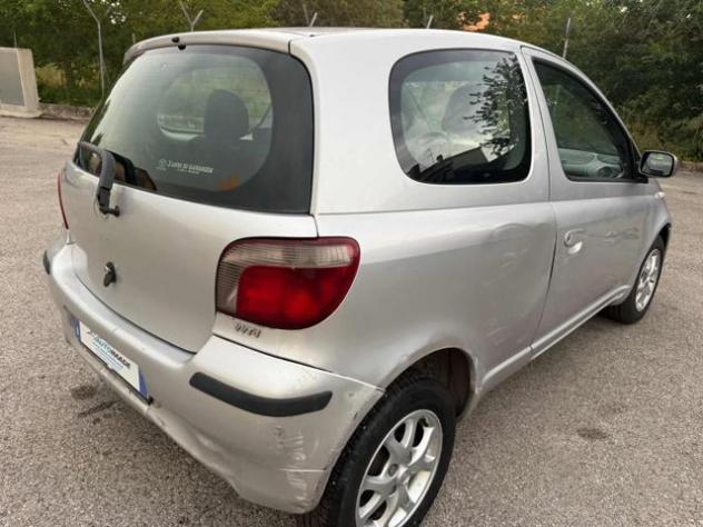 TOYOTA Yaris 1.0i 16V cat 3 porte perfetta di meccanica rif. 23916114 - Foto 8