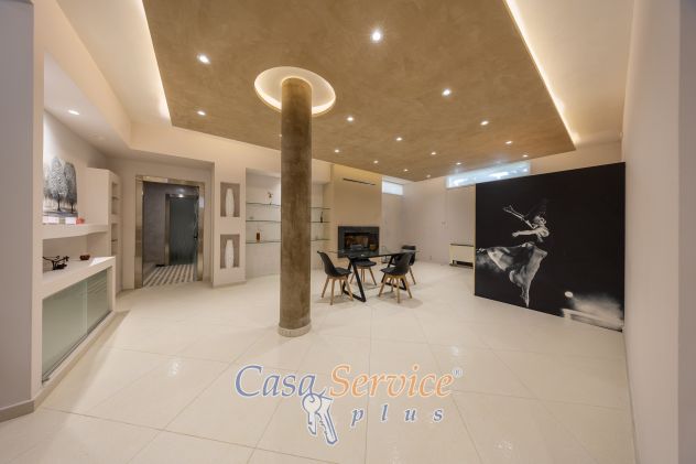 Prestigiosa Villa di Lusso con Parco Privato e Piscina - Foto 9