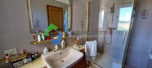 Appartamento a San Miniato con tre camere, due bagni, posto auto in garage e cantina. - Foto 13