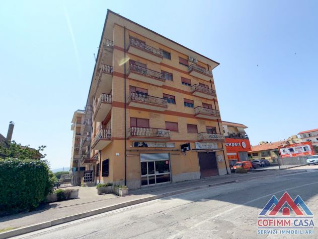 Locale commerciale centrale 74 mq a Sora Via San Giuliano - Foto 3