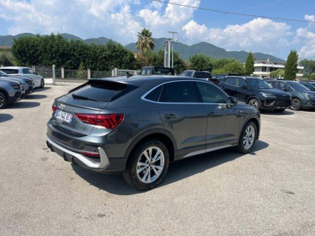 AUDI Q3 35 TDI S tronic S line rif. 24003299 - Foto 4