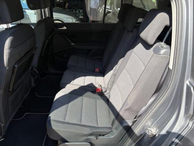 VOLKSWAGEN Touran 2.0 TDI 150 CV SCR DSG ExecutiIve 7 POSTI rif. 22871371 - Foto 6