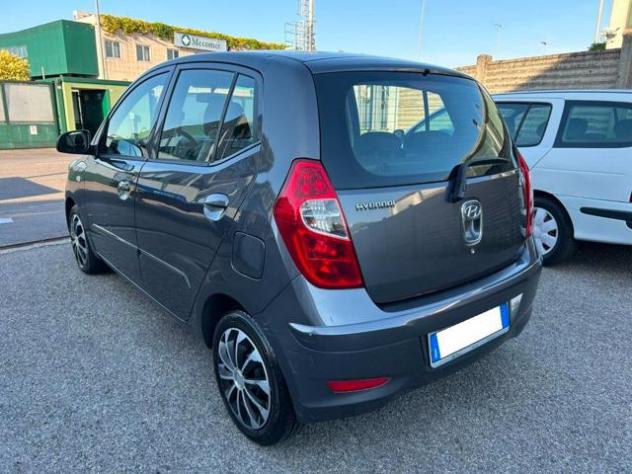 HYUNDAI i10 1.1 12V *EURO 5* *OK NEOPATENTATI* rif. 23904445 - Foto 3
