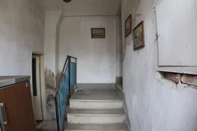 VENDESI CASA INDIPENDENTE IN CASTELFIORENTINO VIA FONDA - Foto 14