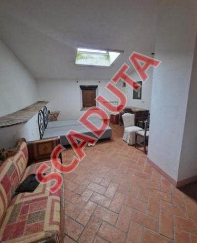 Immobile in asta di 470 m² con più di 5 locali in vendita a Sorano