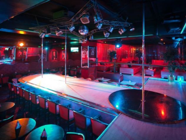 LAP DANCE IMPERIA: CERCASI RAGAZZE IMMAGINE PER LAVORO NIGHT CLUB - Foto 2