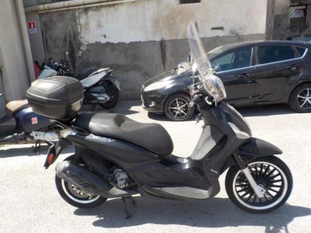 PIAGGIO Beverly 300 i.e. POLICE - Anno 2017 rif. 23939128 - Foto 7