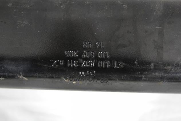 1J0807305 TRAVERSA PARAURTI POSTERIORE VOLKSWAGEN GOLF 4 1.6 B 74KW 5M 5P (1998) RICAMBIO USATO - Foto 2