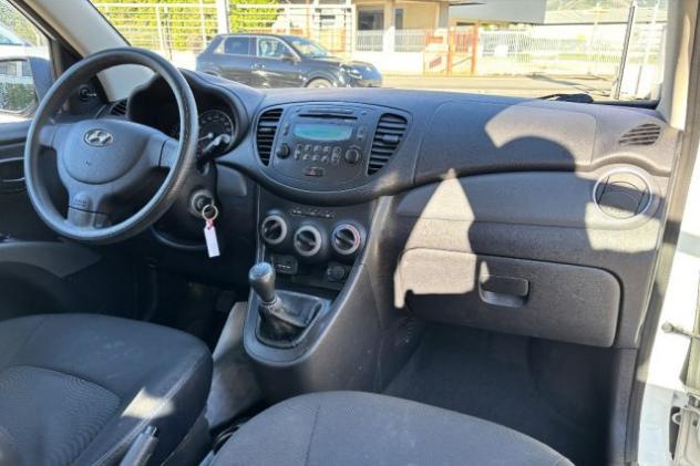 HYUNDAI i10 1.0 12V 5 porte ACTIVE rif. 24201582 - Foto 9