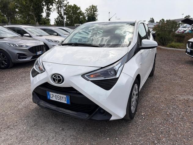 Toyota Aygo Connect 1.0 VVT-i 72 CV 5 porte x-play - Foto 2