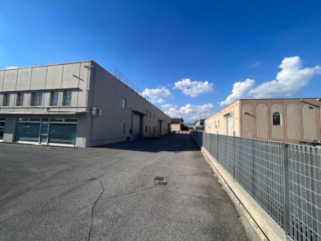 Immobile di 530 m² con 2 locali in affitto a Torbole Casaglia - Foto 15