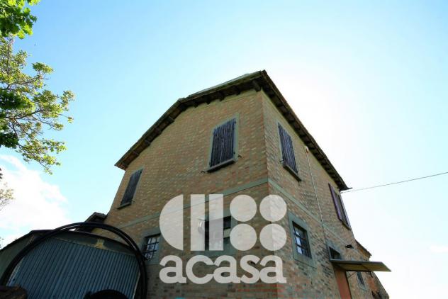 CASA COLONICA MONO O BIFAMILIARE NON VINCOLATA - Foto 8