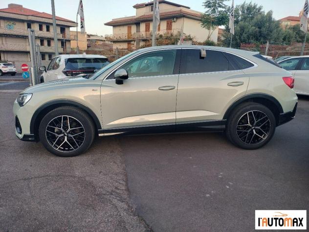 AUDI - Q3 Sportback TDI S tronic S line edition - Foto 7