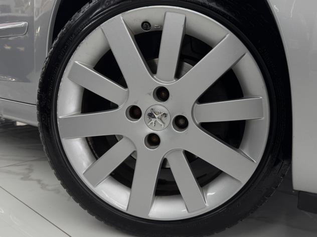 Peugeot 207 1.6 120CV Cabrio Roland Garros - Foto 6