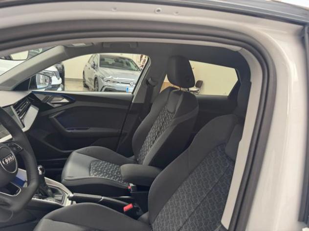 AUDI A1 SPB 30 TFSI S-Tronic Identity Black S-Line KM.0 rif. 24066635 - Foto 8