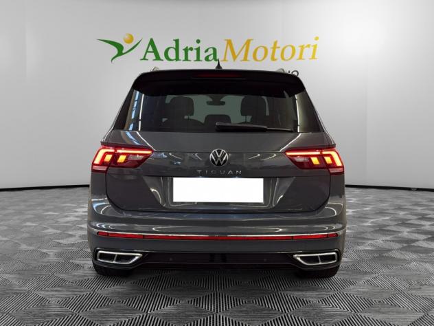 Volkswagen Tiguan 2.0 TDI SCR 110KWR-Line DSG - Foto 4