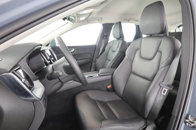 VOLVO XC60 XC60 B4 (d) Geartronic Momentum rif. 23717186 - Foto 2