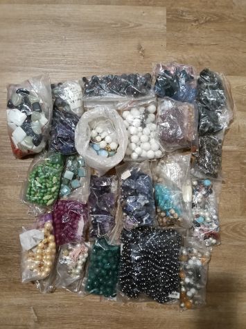 VENDO GRANDE BLOCCO ACCESSORI PIETRE DURE e PREZIOSE DA MONTARE - Foto 3