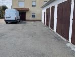 Casa indipendente di 100 m² con più di 5 locali e box auto in vendita a Cavezzo