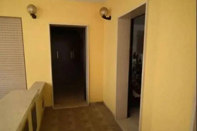 Immobile in asta di 148 m² con più di 5 locali e box auto doppio in vendita a Poggiardo - Foto 2