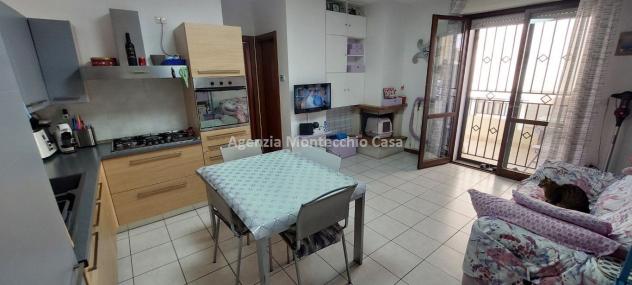 Grazioso appartamento con taverna e giardino privato - Foto 3