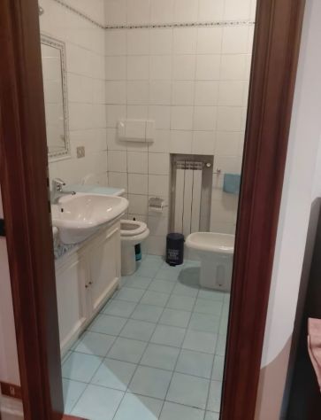 TORRE GAIA STANZA SINGOLA SPESE INCLUSE CON BAGNO PRIVATO - Foto 2