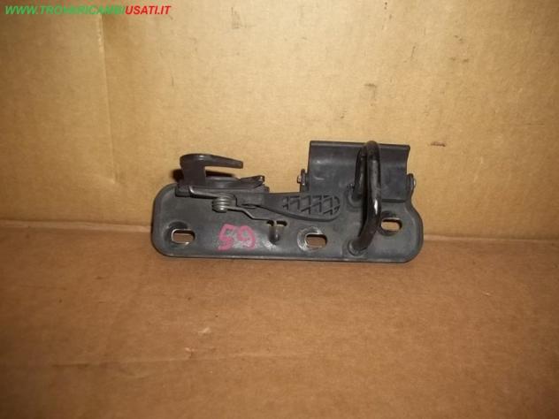 AGGANCIO SERRATURA COFANO ANT. VOLKSWAGEN GOLF (1K) 3 porte / 5 porte   VOLKSWAGEN - GOLF 5 - 01-11-2003 - 01-11-2008, VOLKSWAGEN -