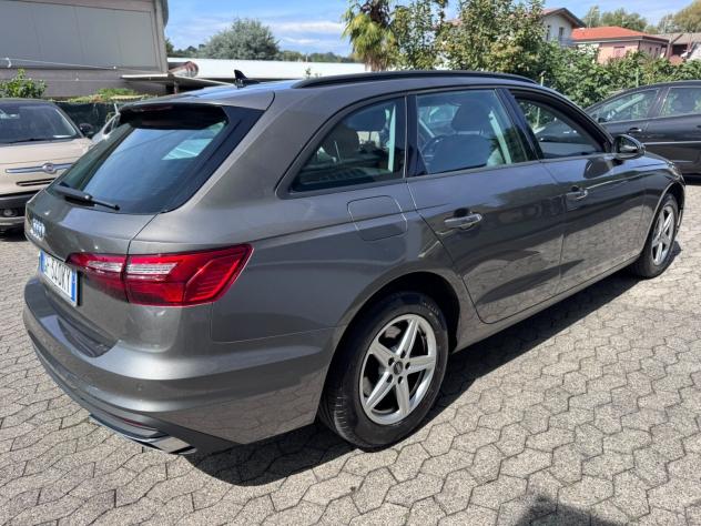 Audi A4 Avant 30 TDI/136 CV S tronic Business Advanced*EURO6 - Foto 6