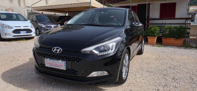 HYUNDAI i20 1.2 84 CV 5p. Comfort - Foto 2