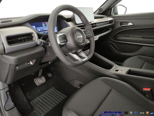 Jeep Avenger 1.2T 110cv e-Hybrid Black Edition - Foto 8