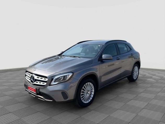 MERCEDES-BENZ CLA sse GLA GLA 200 d Automatic Business rif. 24002177