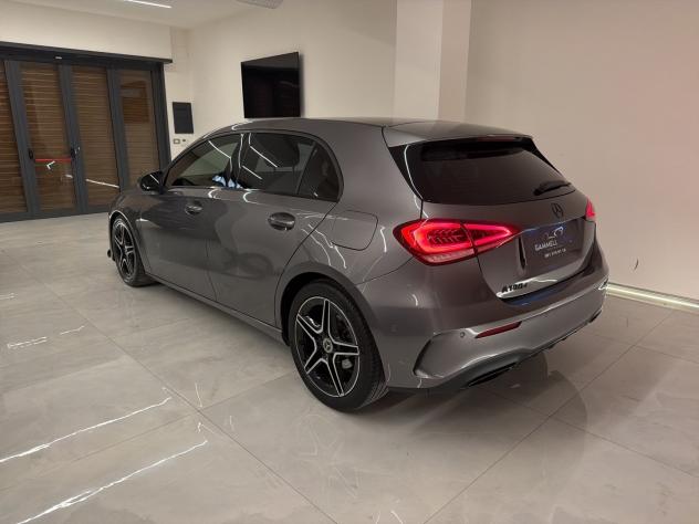 Mercedes-Benz Classe A A 180 d Automatic - Foto 4