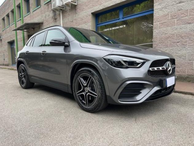 MERCEDES-BENZ GLA 180 D PREMIUM PLUS UNIPROPRIETARIO 64 COLORI LED rif. 24019087