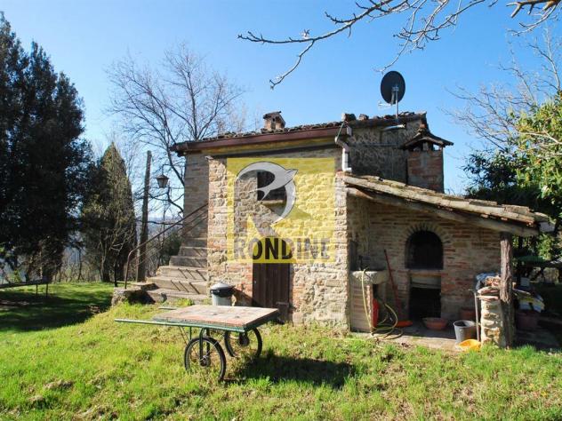 2 fabbricati indipendenti circondati da giardino di 3.960 mq. con piscina - Foto 4