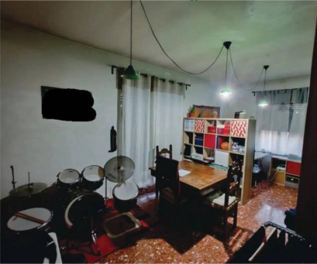 Immobile in asta di 125 m² con più di 5 locali in vendita a Rieti - Foto 2