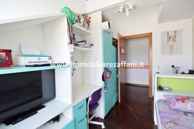 Appartamento mansardato di tre locali oltre servizi - Foto 13