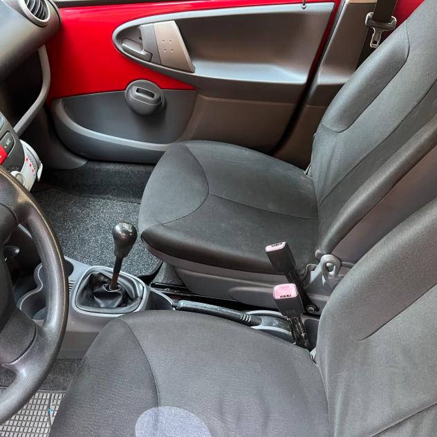 Toyota Aygo 1.0 12V VVT-i 5 porte - Foto 9