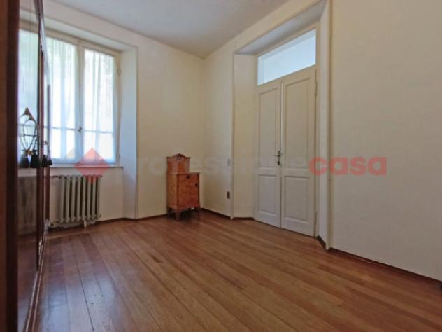 Villa di 450 m² con più di 5 locali e box auto doppio in vendita a Nebbiuno - Foto 16