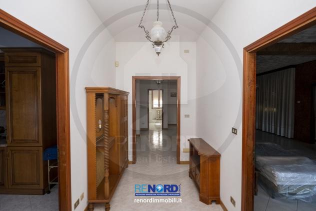 RIF. CC6248 - VISTARINO - Frazione di Buttirago - Villa indipendente: 2 appartamenti, box, magazzino, taverna, giardino. - Foto 15